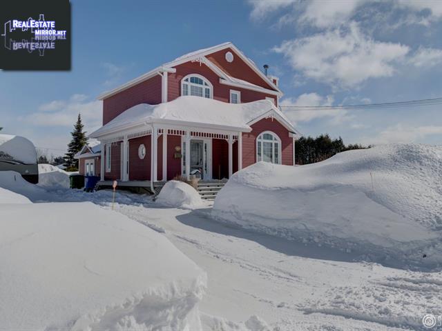 Property 83 Rue Bourret main img