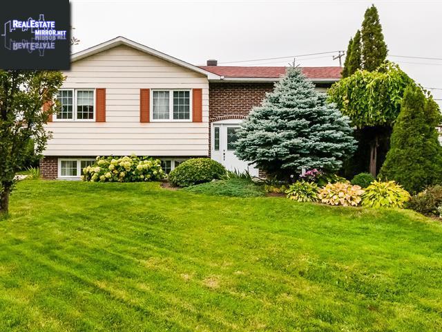 Property 1048 Rue Du Perche main img