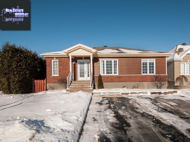 Property 1135 Rue St-Jacques main img