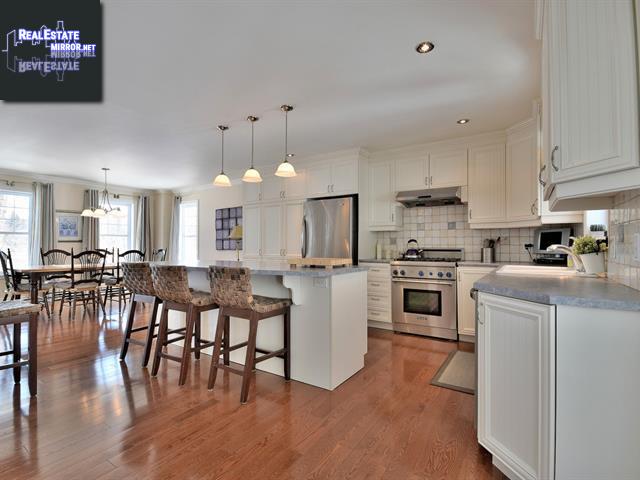 Property 43-45 Ch. Des Cascades main img