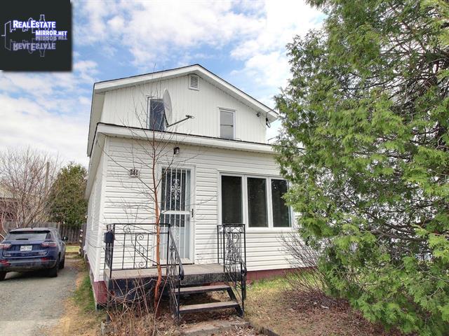 Property 244 14e Rue main img