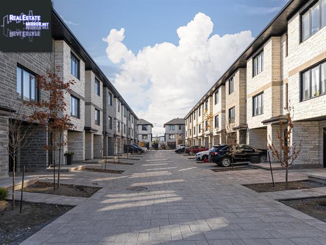 Property 4430z Rue Gilles-Tremblay img1