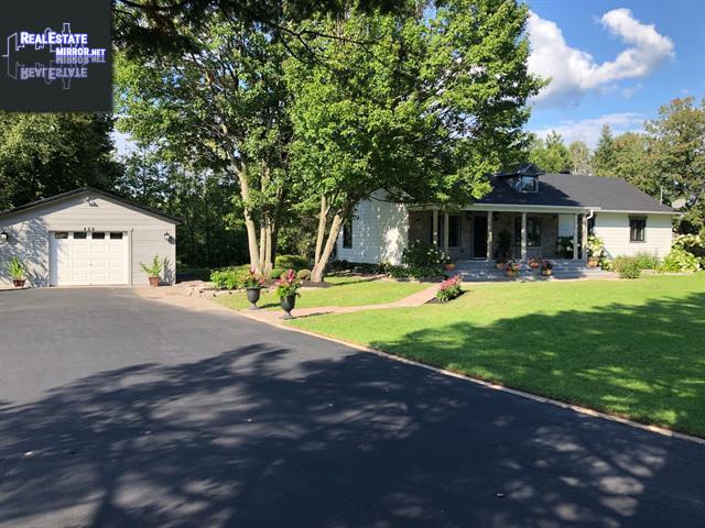 Property 420 Rue Du Bord-De-Leau main img
