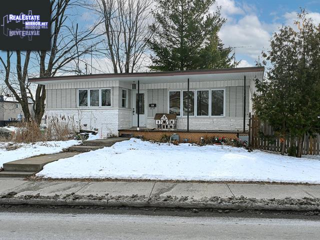 Property 318 Ch. De La Grande-Cote main img