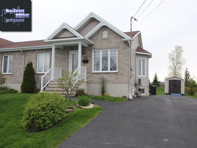 Property 129 Rue Crochetiere main img