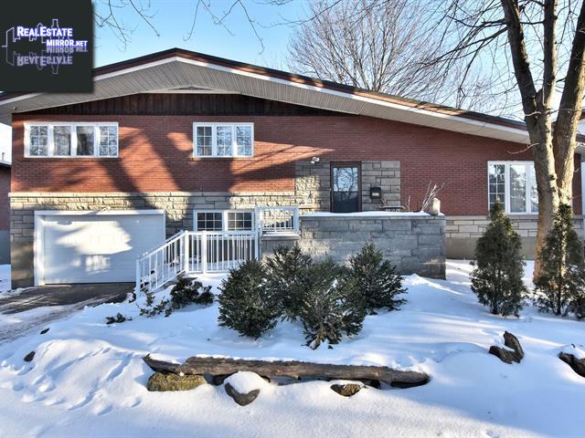 Property 5817 Av. Wolseley main img