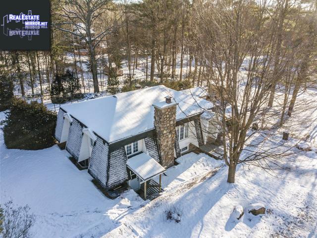 Property 1068z-1070z Rue Belanger main img
