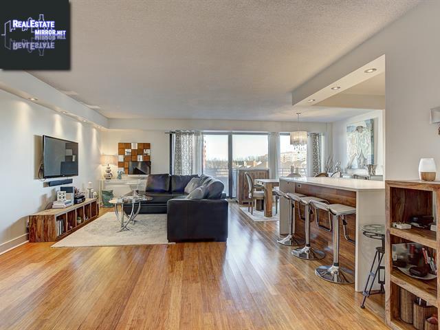 Property #407-5790 Av. Rembrandt main img