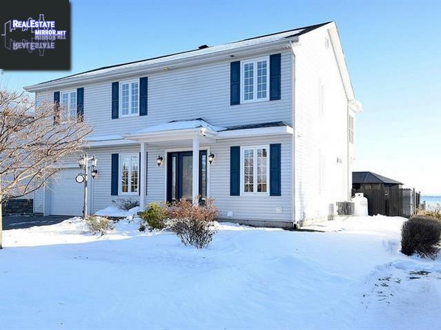 Property 155 58e Avenue main img