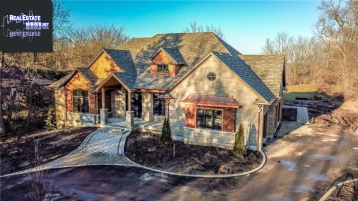 Property 56 Tutela Heights Road main img