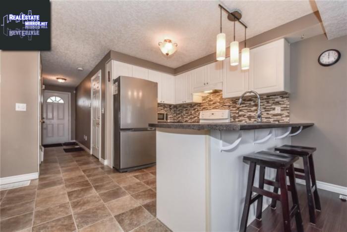 Property 235 Terraview Crescent main img