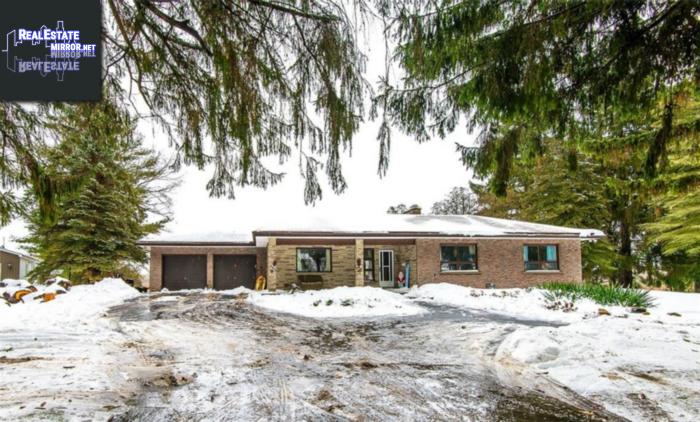 Property 644 Lakeshore Road main img