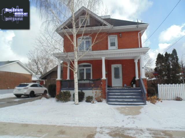 Property 110 Victoria Street N main img