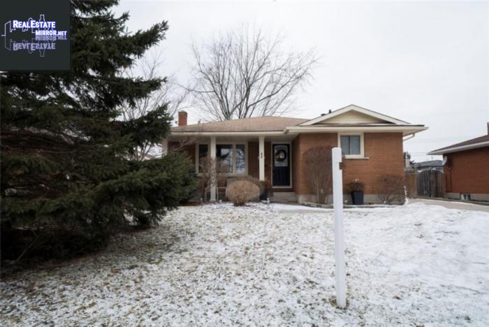Property 184 Bradley Avenue main img