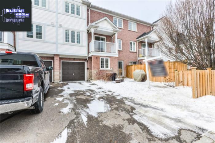 Property 39-6830 Meadowvale Town Centre Circle main img
