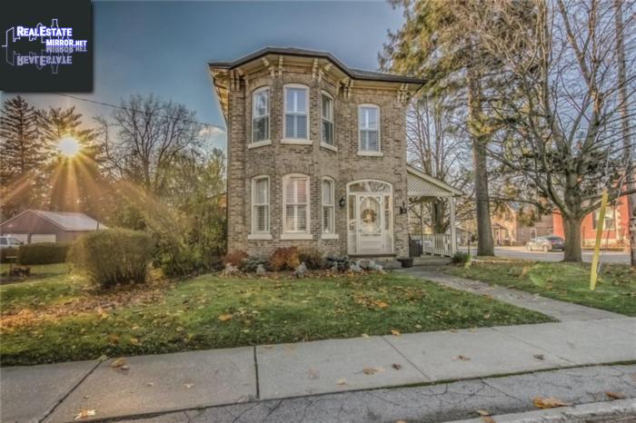 Property 38 Beverly Street E main img