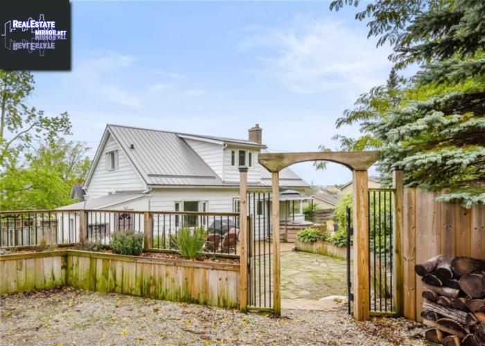 Property 279 E St Patrick Street E main img