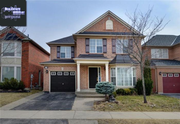 Property 2376 Hollybrook Drive main img