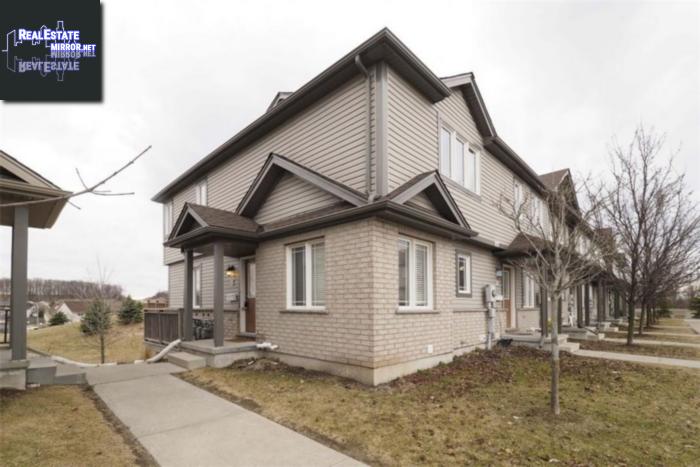 Property 28-535 Windflower Crescent main img