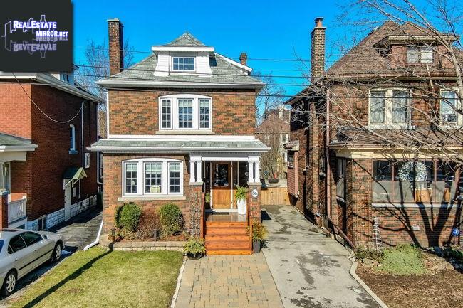 Property 86 Holton Avenue S main img