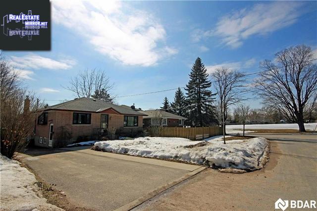 Property 3 Lakeview Crescent main img