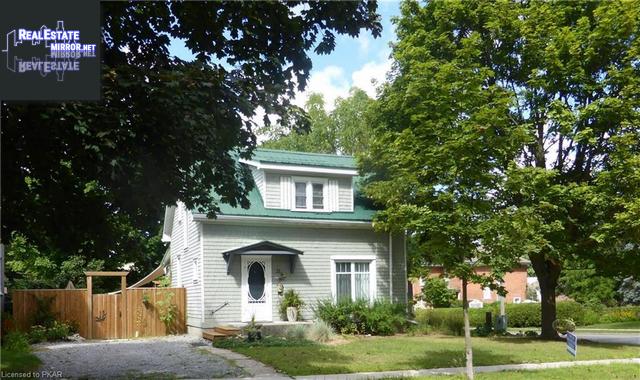 Property 21 Conger Street main img