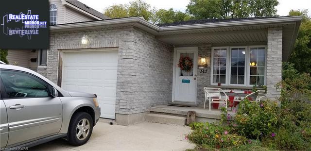 Property 142 Marl Meadow Drive main img