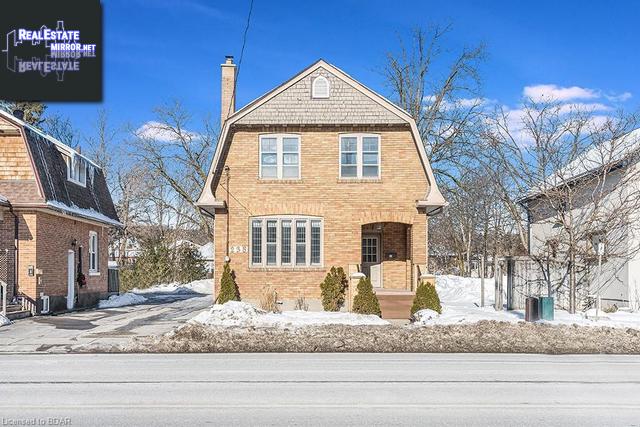 Property 238 Dunlop Street W main img