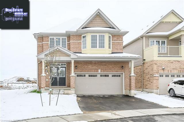 Property 83 Munro Circle main img