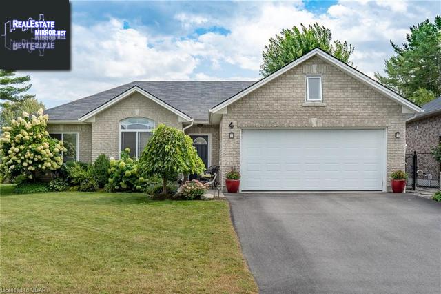 Property 4 Tall Pines Drive main img