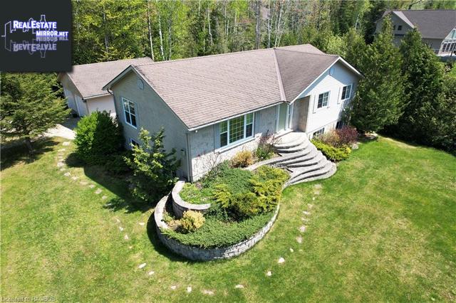 Property 423 Simcoe Avenue main img