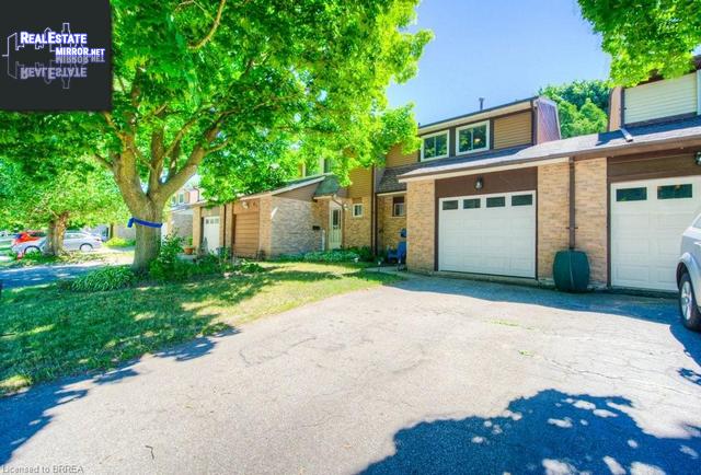 Property 46 Parkside Drive main img