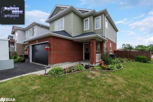 Property 83 Stonemount Crescent main img