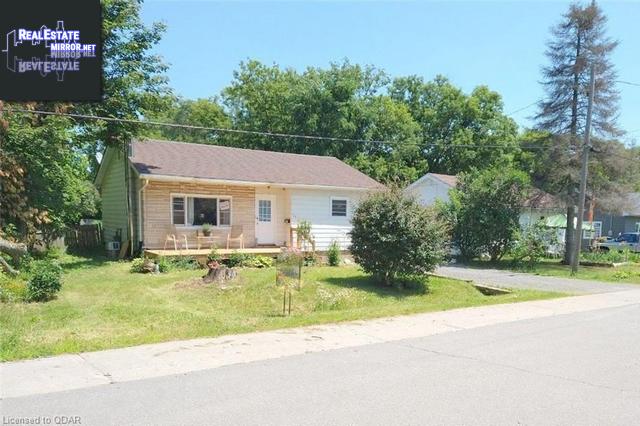 Property 32 Pearce Street main img