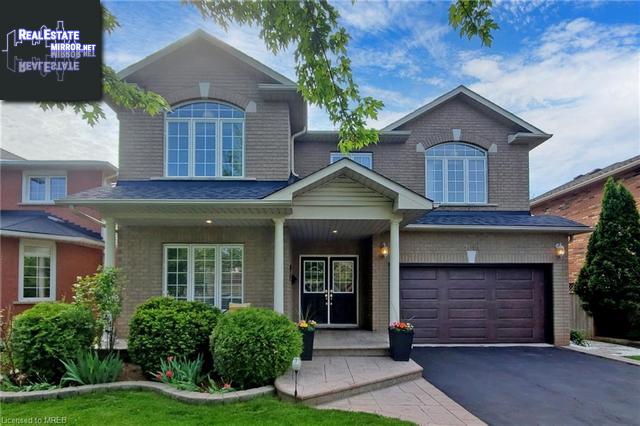 Property 3081 Shannon Crescent main img