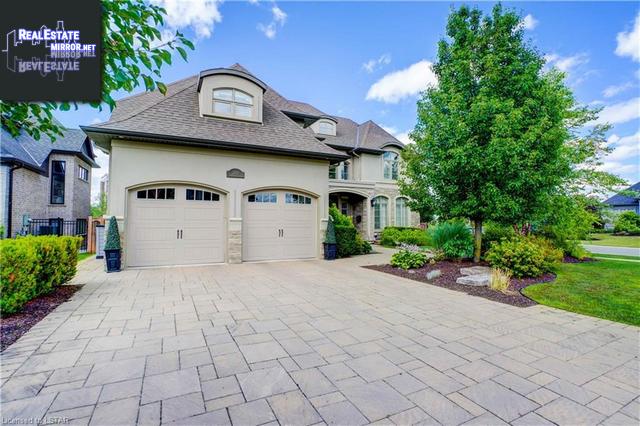 Property 2459 Waterside Close main img