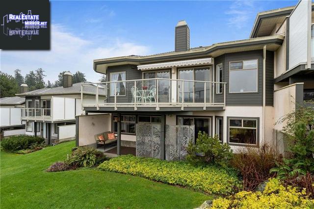 Property 25-4360 Emily Carr Dr main img
