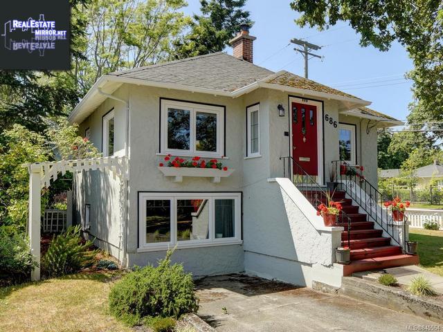 Property 686 Monterey Ave main img