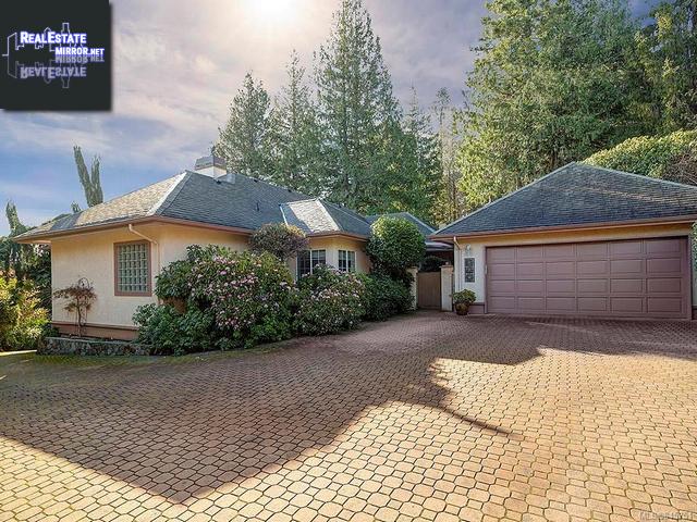 Property 4743 Amblewood Dr main img