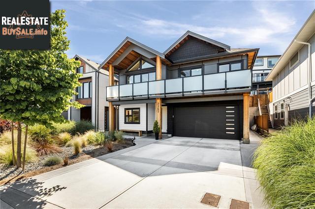 Property 2367 Azurite Cres main img