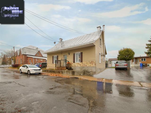 Property 201 2e Avenue main img