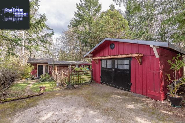 Property 226 Woodland Dr main img