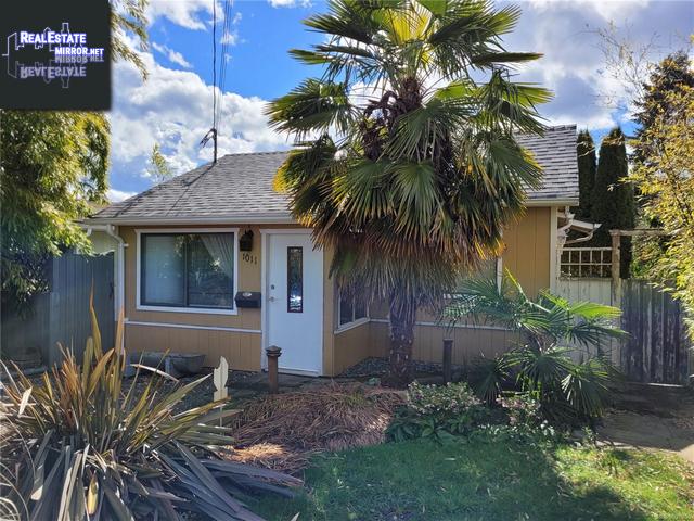 Property 1011 St. David Cres img1