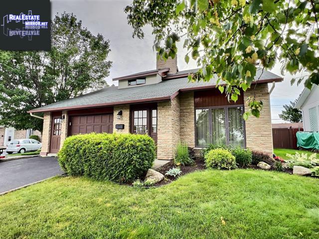 Property 1786 Rue Levesque main img