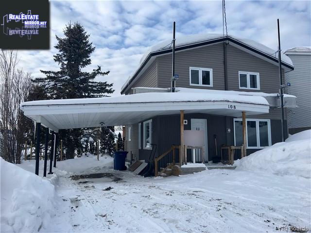 Property 108 35ieme Avenue main img