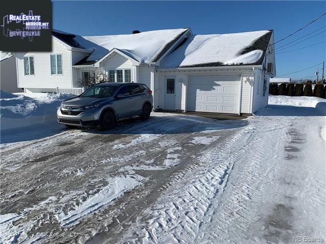 Property 271 Chaleur Street main img