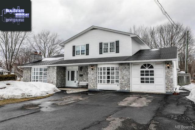 Property 27 Greenwood Drive main img