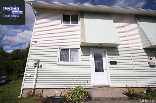 Property 19 Woodside Park main img