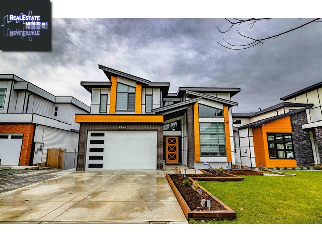 Property 2675 Platform Crescent main img