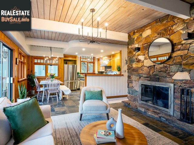 Property 3133 Tyrol Crescent img1